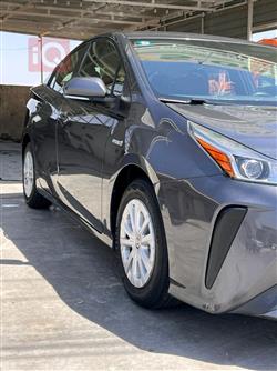 تۆیۆتا پریوس